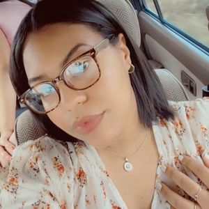 Meet your Posher, Darlinne